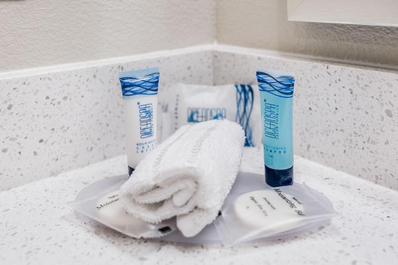 חדר סטנדרט, מיטת קינג, מותאם לאדם עם מוגבלויות, Siri Downtown  Paso Robles