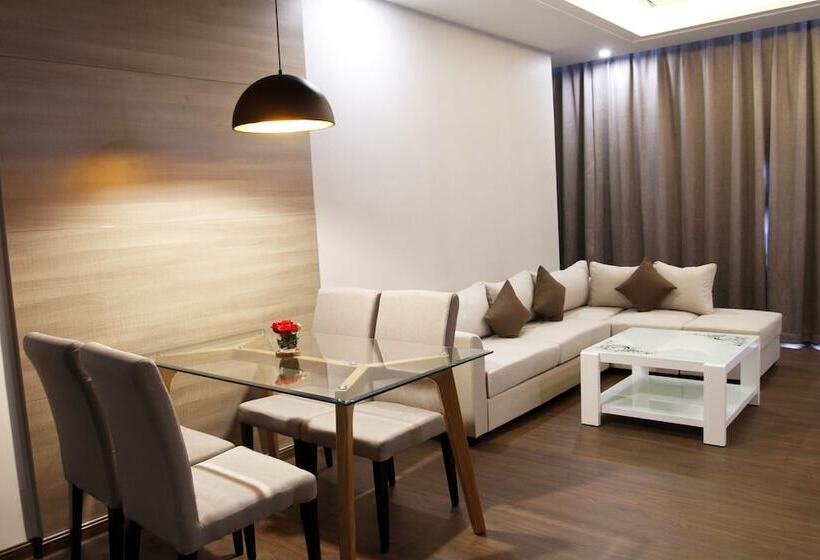 مجموعه ویستا شهر, The Mira Central Park