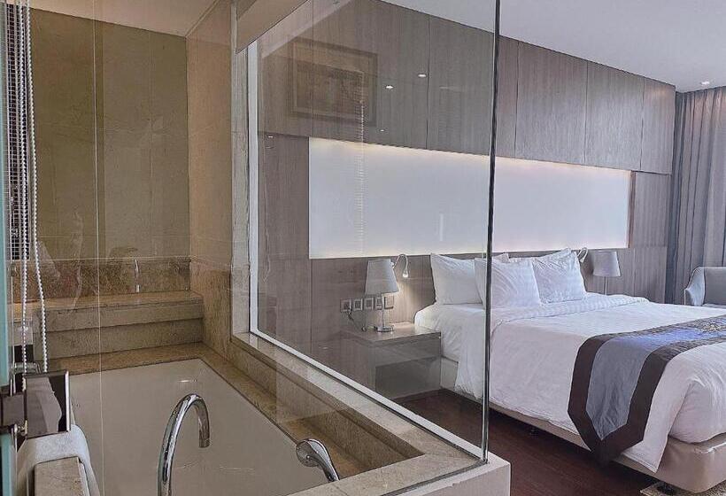 اتاق کلاسیک با تخت دونفره, The Mira Central Park