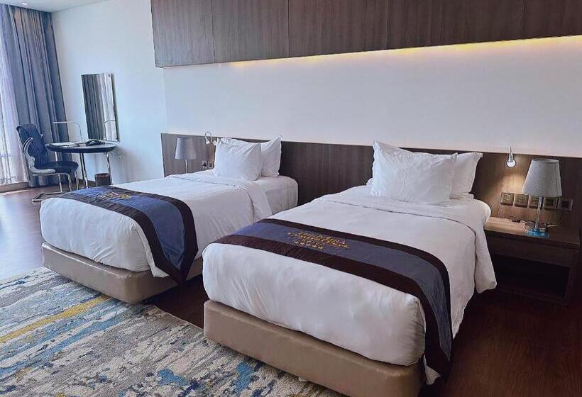 اتاق پرمیوم, The Mira Central Park