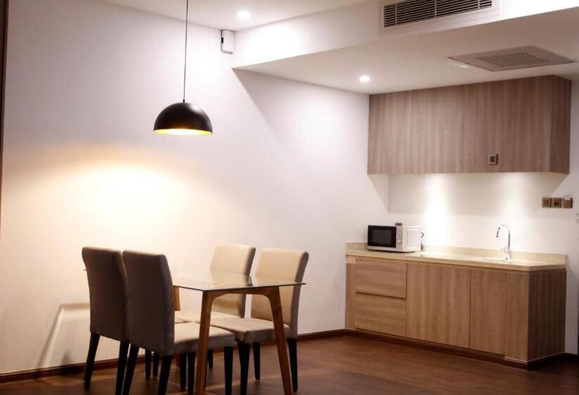 مجموعه ویستا شهر, The Mira Central Park