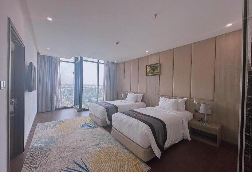 مجموعه ویستا شهر, The Mira Central Park