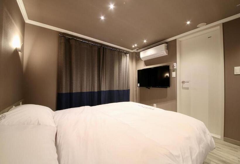 غرفة قياسية, Tinto