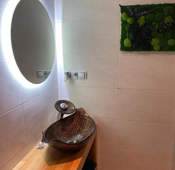 スタンダードルーム, Stara Plynarna