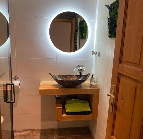 スタンダードルーム, Stara Plynarna