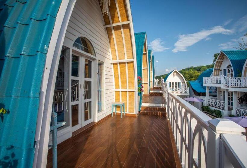 اتاق استاندارد با بالکن, Santorini Beach Resort