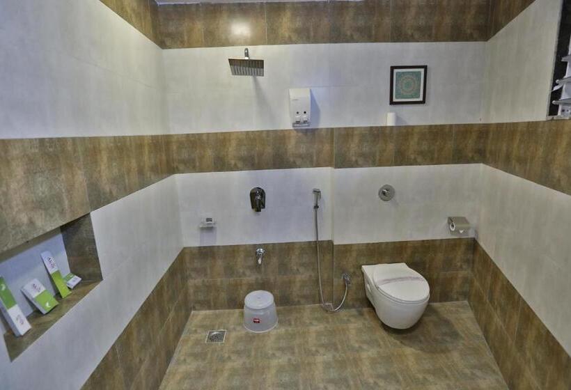标准四人间共用浴室, Alcor Spa Resorts