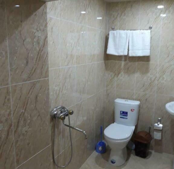 غرفة قياسية, Caravan Sarai