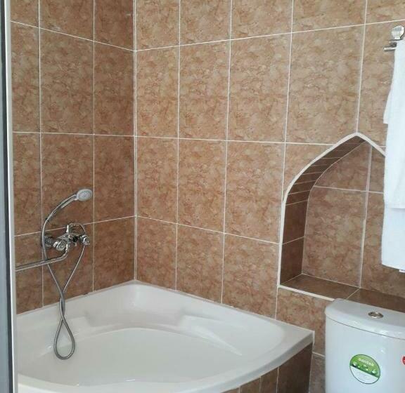 غرفة قياسية, Caravan Sarai