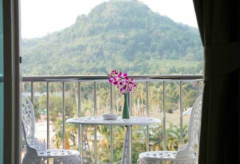 수피리어 룸, Carpio Hotel Phuket