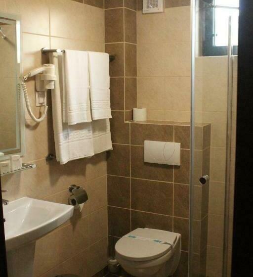 スイート, Restaurant Imperial