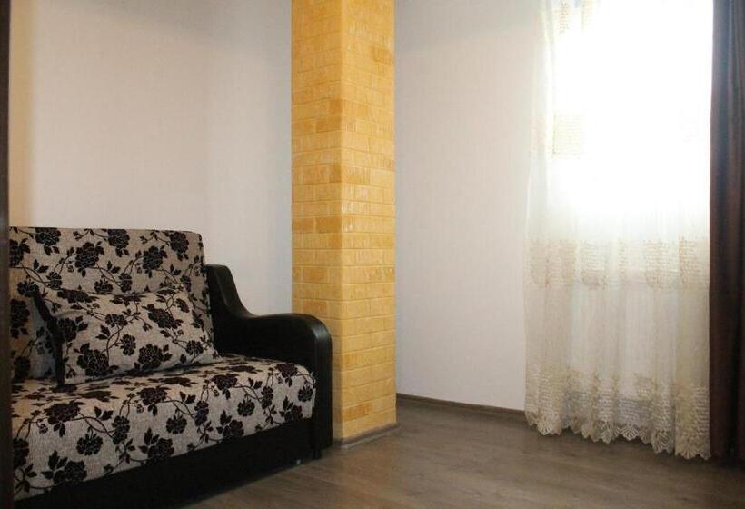 스위트, Restaurant Imperial