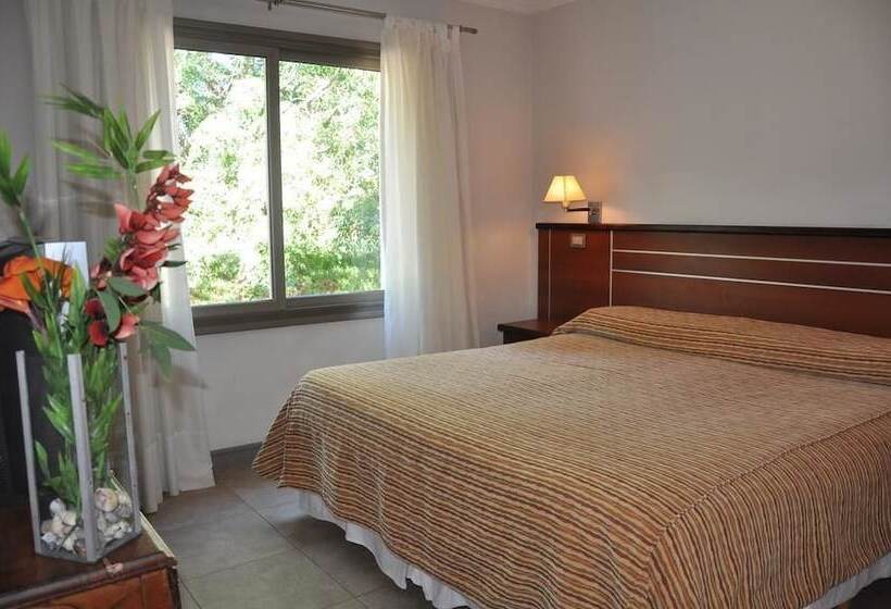 スタンダードルーム, Savoia Mendoza