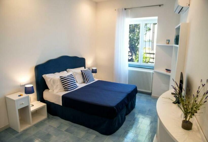 Quarto Estandar, Domus Fortunae B&b