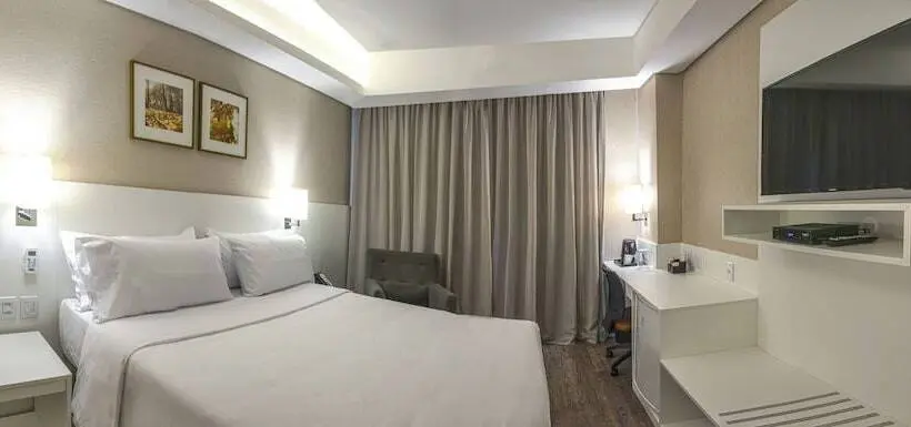 ２ダブルベッドのスタンダードルーム, Holiday Inn Express   Farroupilha, Um Hotel Ihg