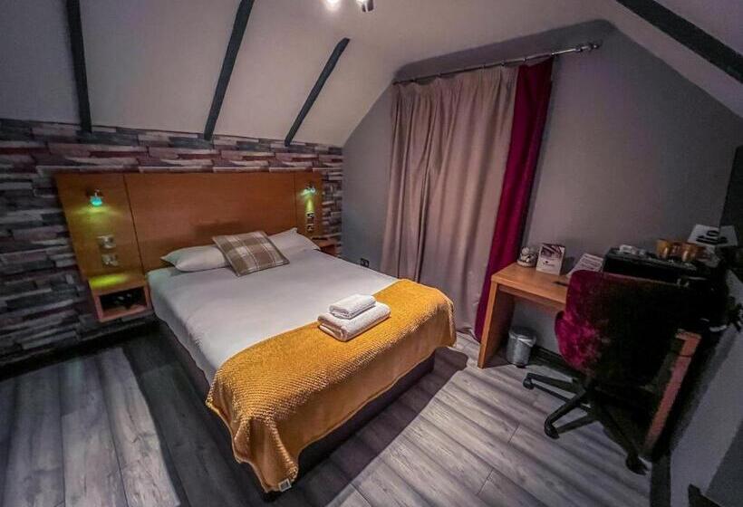 Номер Стандарт, Twenty Hotel And Bar
