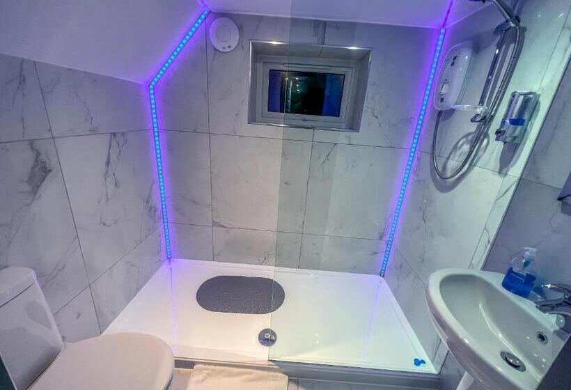 Номер Стандарт Индивидуальный, Twenty Hotel And Bar