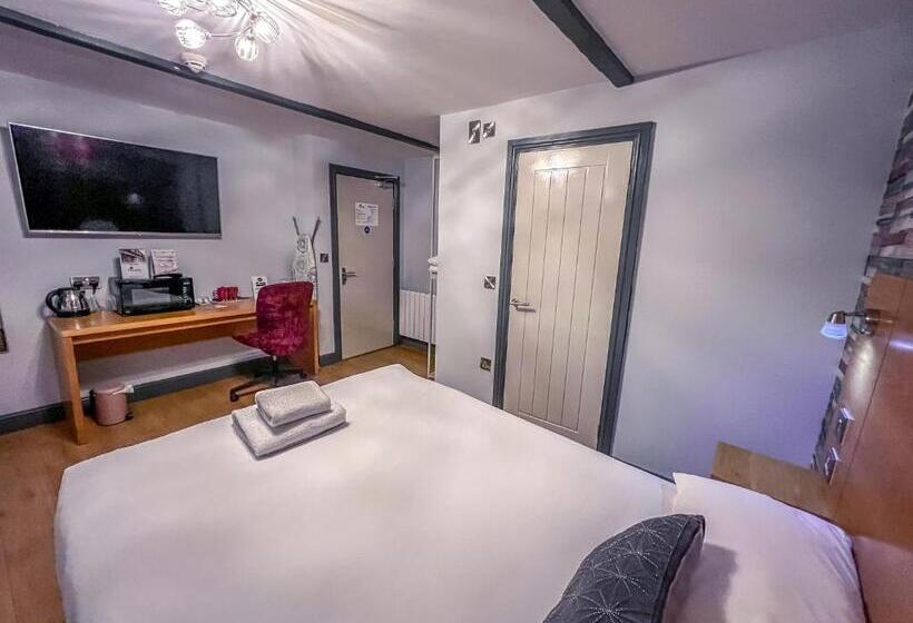 Номер Стандарт, Twenty Hotel And Bar