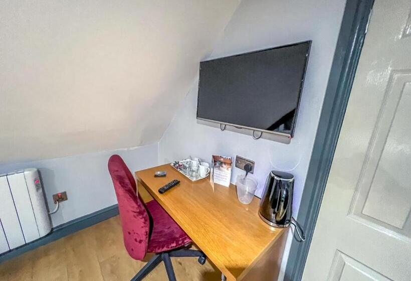 Номер Стандарт, Twenty Hotel And Bar