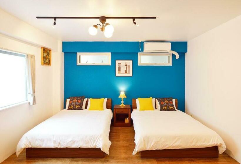 Standard Room, Douce