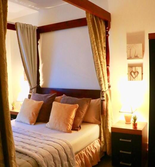 スーペリアースイート, The Liverpool Pod Travel Hostel