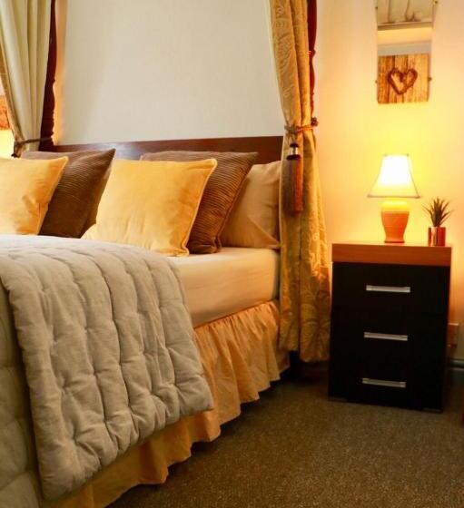 スーペリアースイート, The Liverpool Pod Travel Hostel