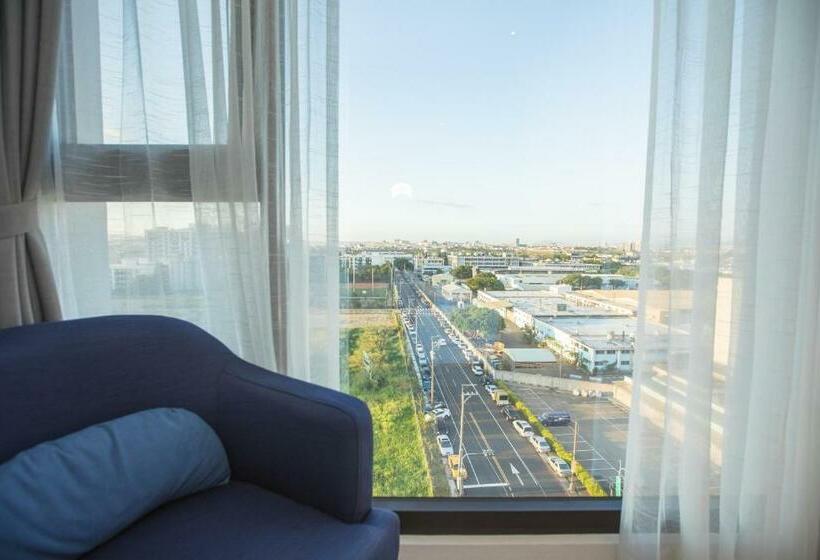 اتاق استاندارد, Explore