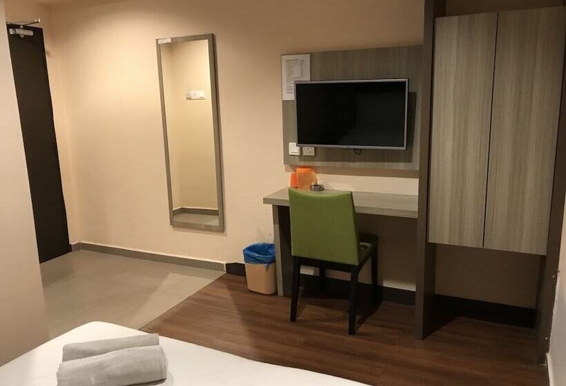 Pokój Standard, Victory