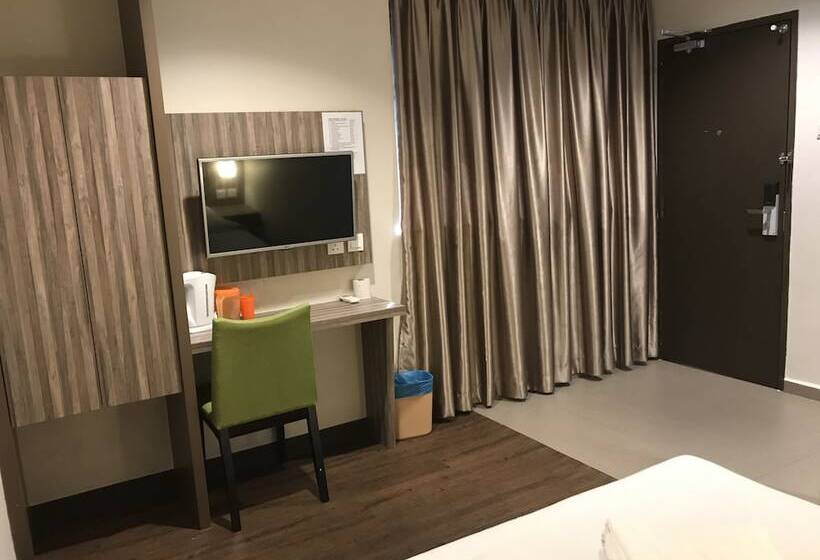 Pokój Deluxe, Victory