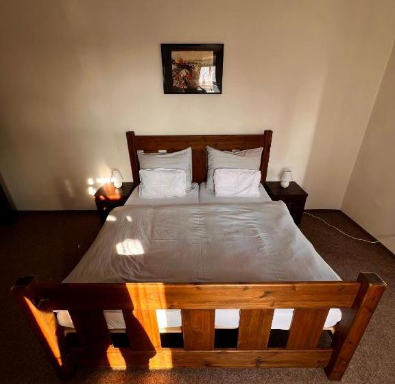 Cameră Standard, Stará Pošta