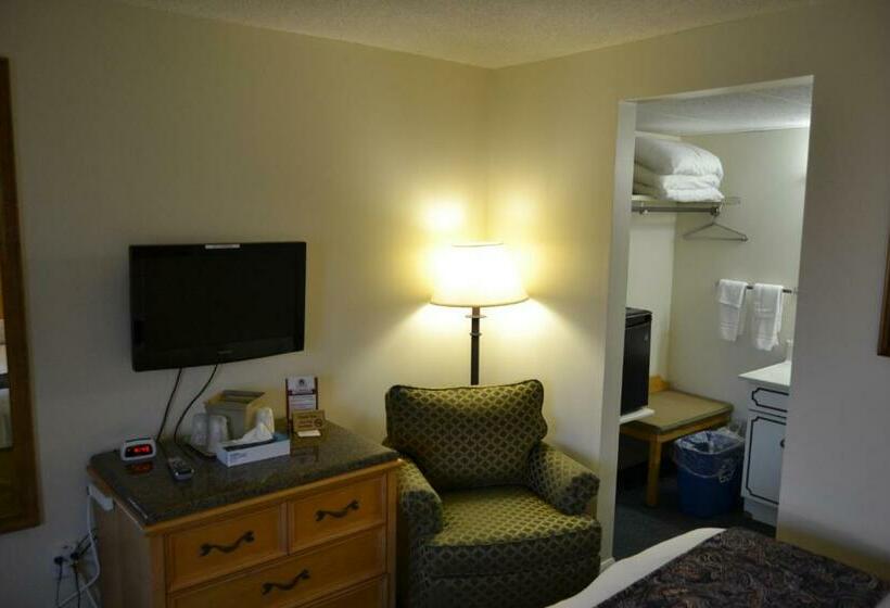 غرفة قياسية سرير كينج, The Ship Motel