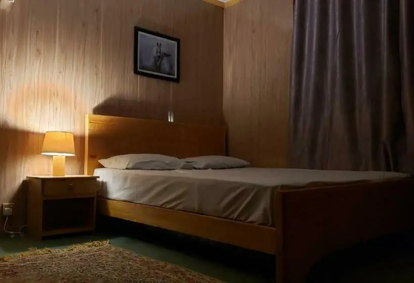 اتاق لوکس, Sehrish Guest House Skardu