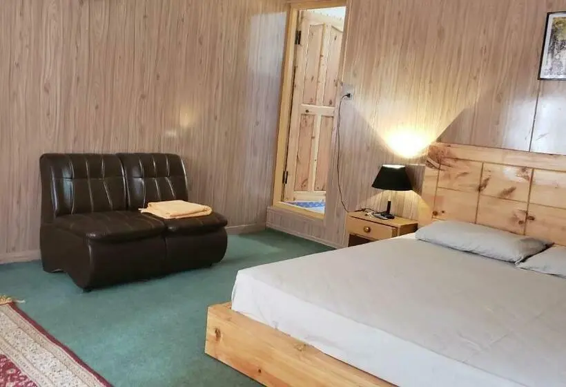اتاق لوکس, Sehrish Guest House Skardu