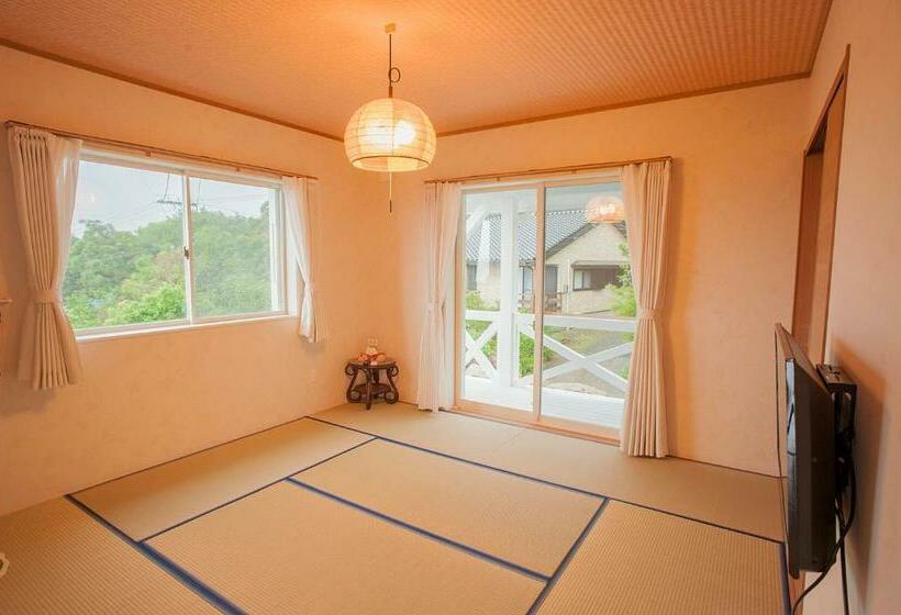 חדר סטנדרט לארבעה, Yakushima Pension Luana House