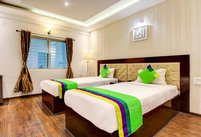 Chambre Supérieure, Treebo The Sai Leela Suites R T Nagar