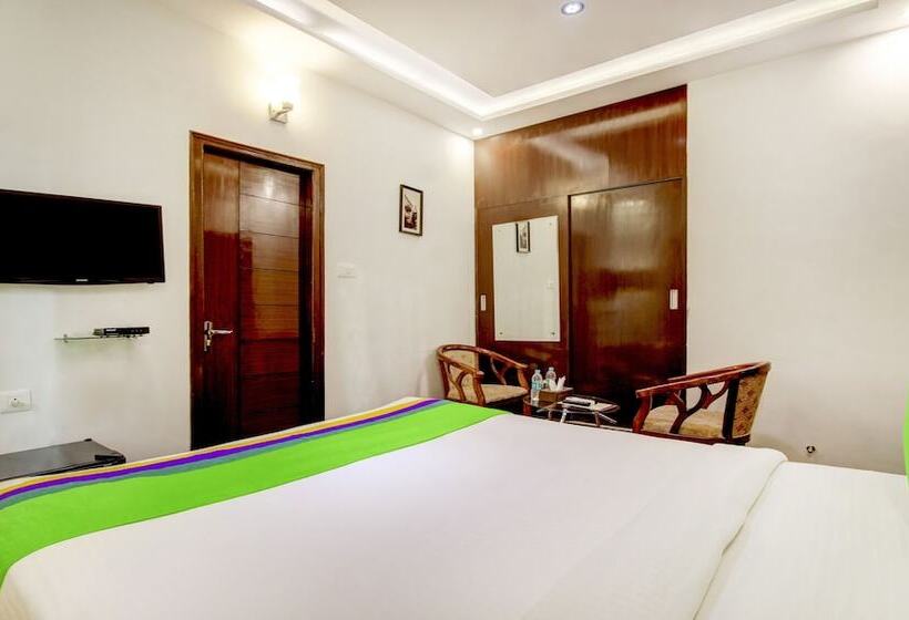 Chambre Standard, Treebo The Sai Leela Suites R T Nagar