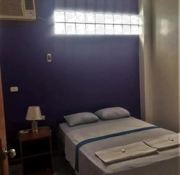 エコノミールーム, Amazon Dream Hostel With Ac And Starlink
