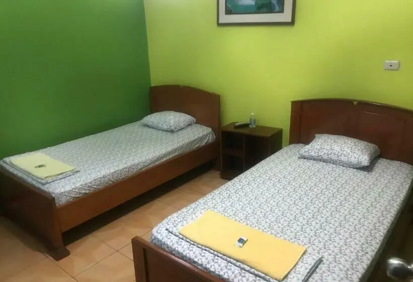 スタンダードルーム, Amazon Dream Hostel With Ac And Starlink