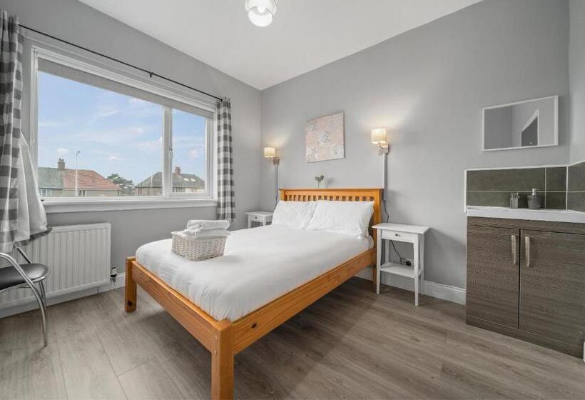 バス共有のスタンダードルーム, Queensferry Guest House