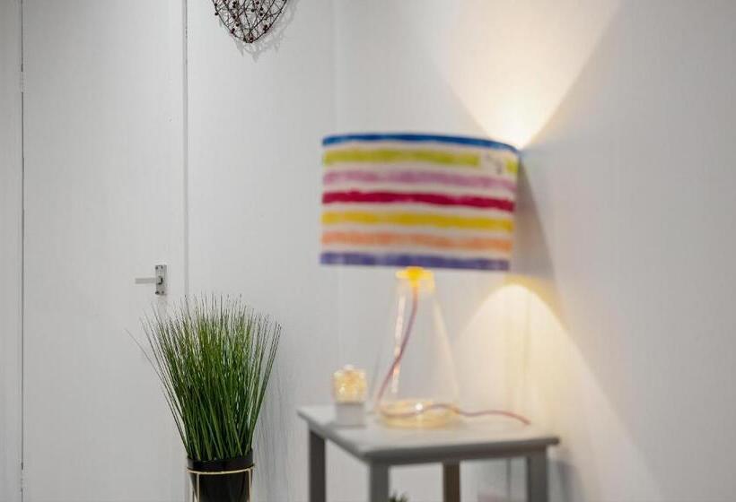 كابينة, Queensferry Guest House