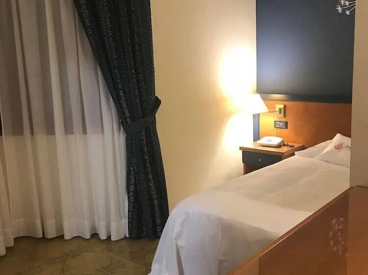 اتاق استاندارد یک نفره, Domus Grand