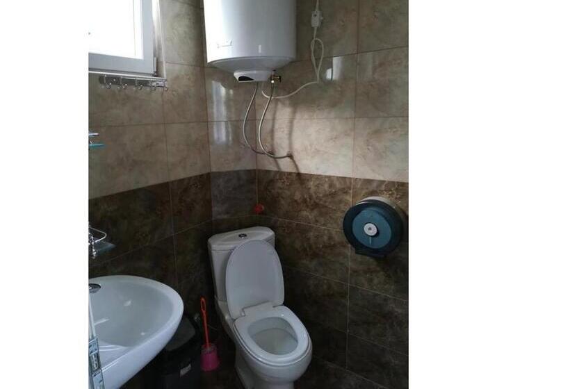 اتاق خانوادگی با چشمانداز دریا, Kvariati Beach Guesthouse Levaniko