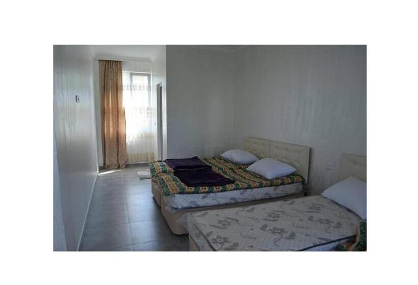 اتاق خانوادگی با چشمانداز دریا, Kvariati Beach Guesthouse Levaniko