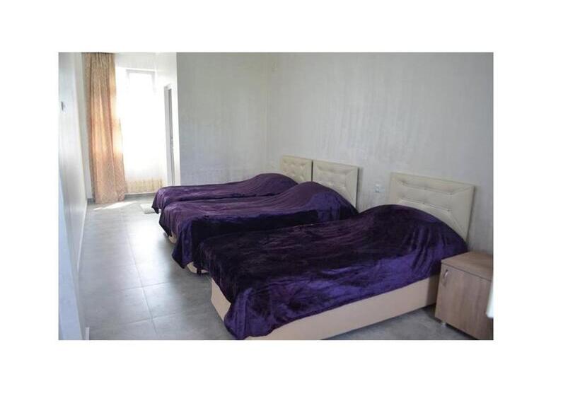 Triple Room Sea View, Kvariati Beach Guesthouse Levaniko