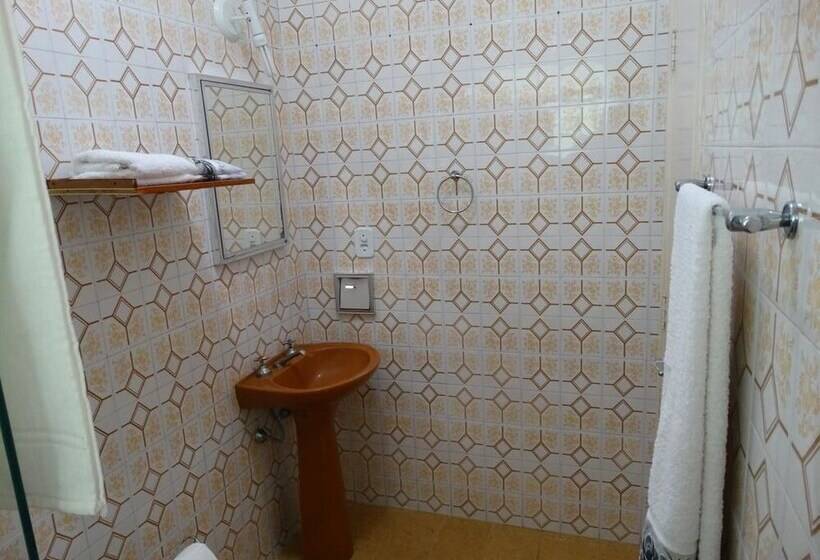 Quarto Estandar, Pousada Santa Genebra