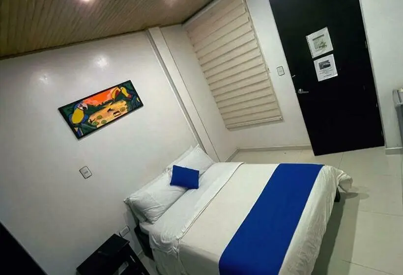Chambre Standard Individuelle, Zafiro