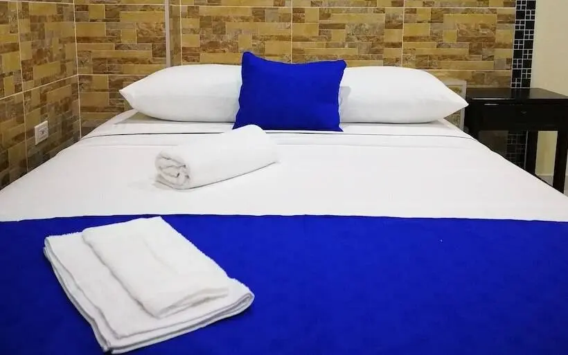Chambre Triple Standard, Zafiro
