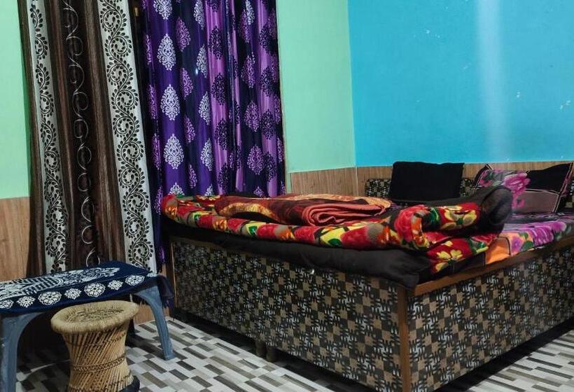 اتاق استاندارد با چشمانداز کوهستان, Snow View Guest House