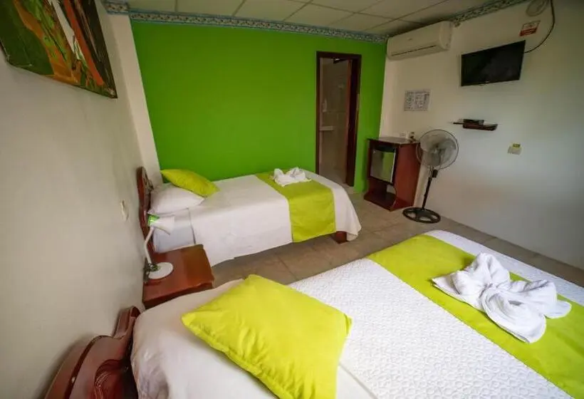 اتاق اکونومی, Hostal Gladismar