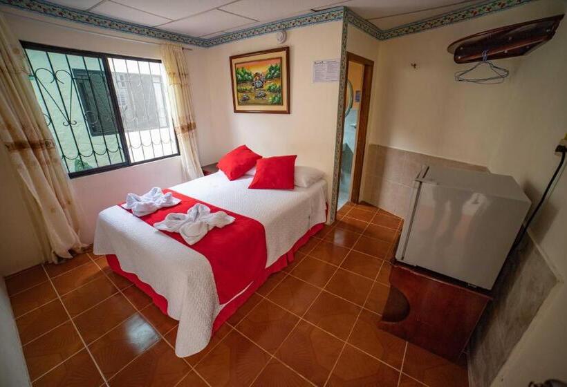 스탠다드 룸, Hostal Gladismar